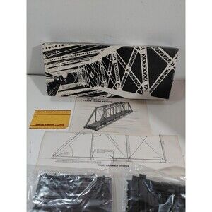 Central Valley Train HO Gauge Model Railroad Pratt Truss Bridge Kit w/Box